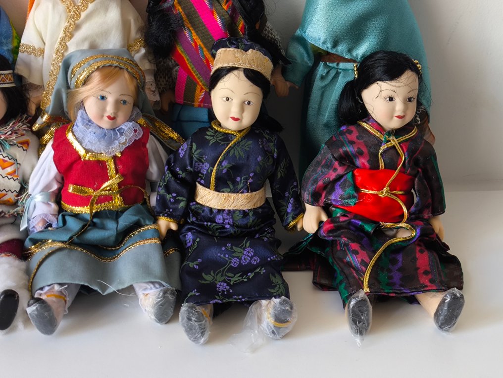 主題系列 - 世界十款娃娃 #4.3