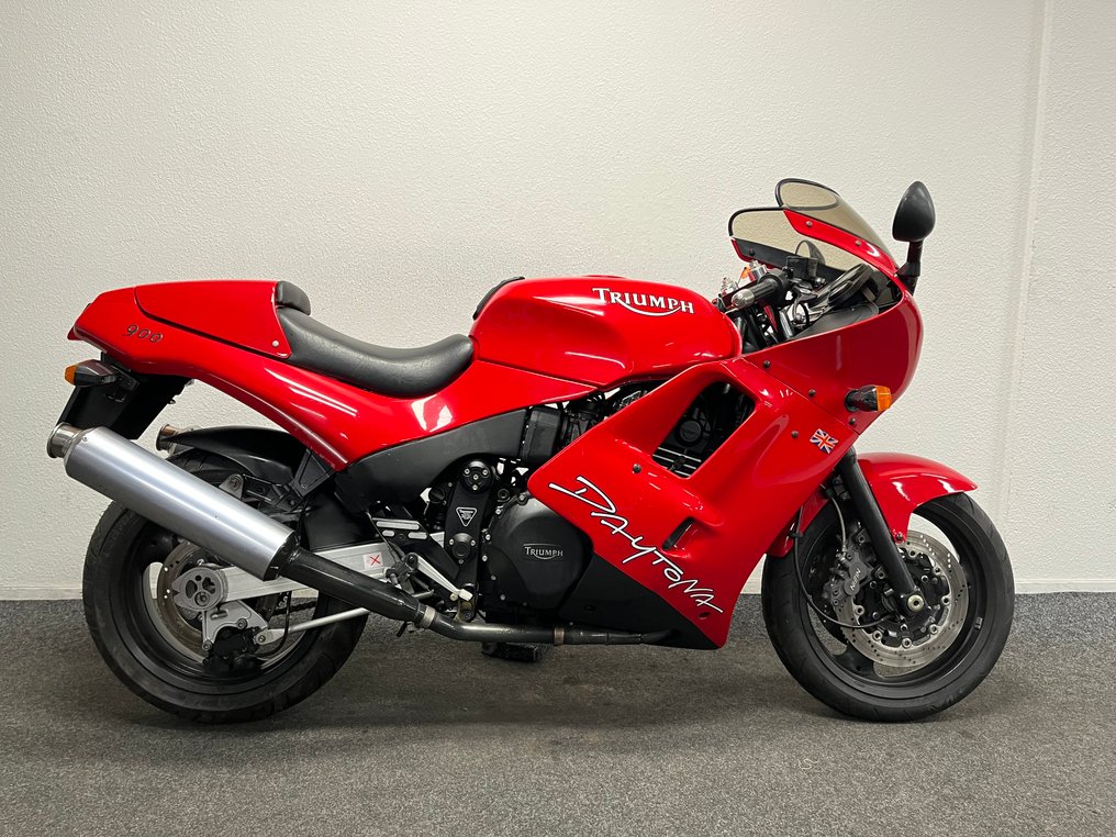 Triumph - Daytona - NO RESERVE - 900 cc - 1994 #1.0