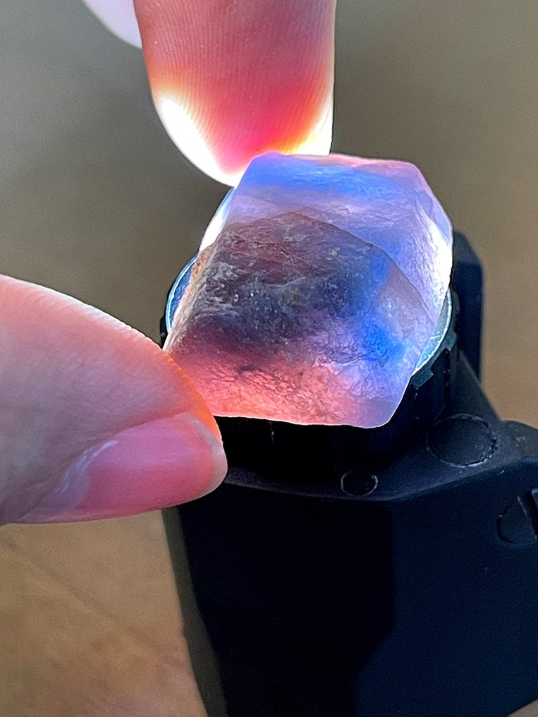 Ζαφείρι Εντυπωσιακός σμαράγδι Padparadscha. Πρωτότυπο, πλήρες κρύσταλλο %100 ειδικό τεμάχιο. 53,51 καράτια. - Ύψος: 21 mm - Πλάτος: 18 mm- 10.7 g #2.1