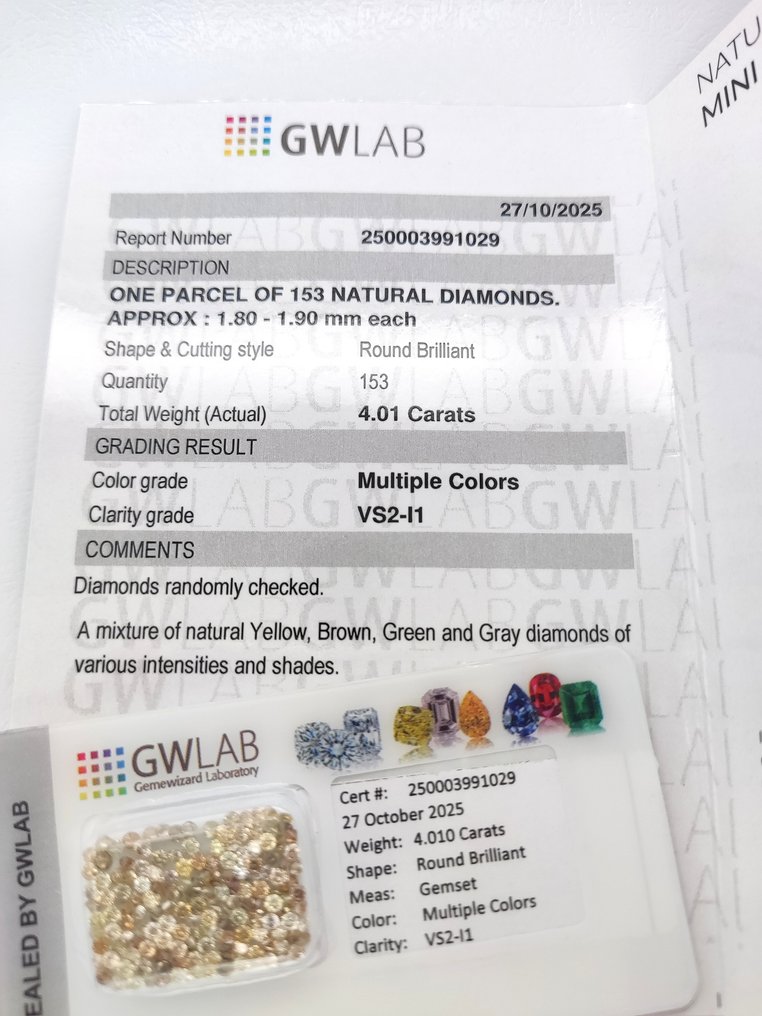 Utan reservationspris - 153 pcs Diamant (Naturligt färgad) - 4.01 ct - Rund Blandade färger - VS2, I1 - Gemewizard Gemological Laboratory (GWLab) #1.0