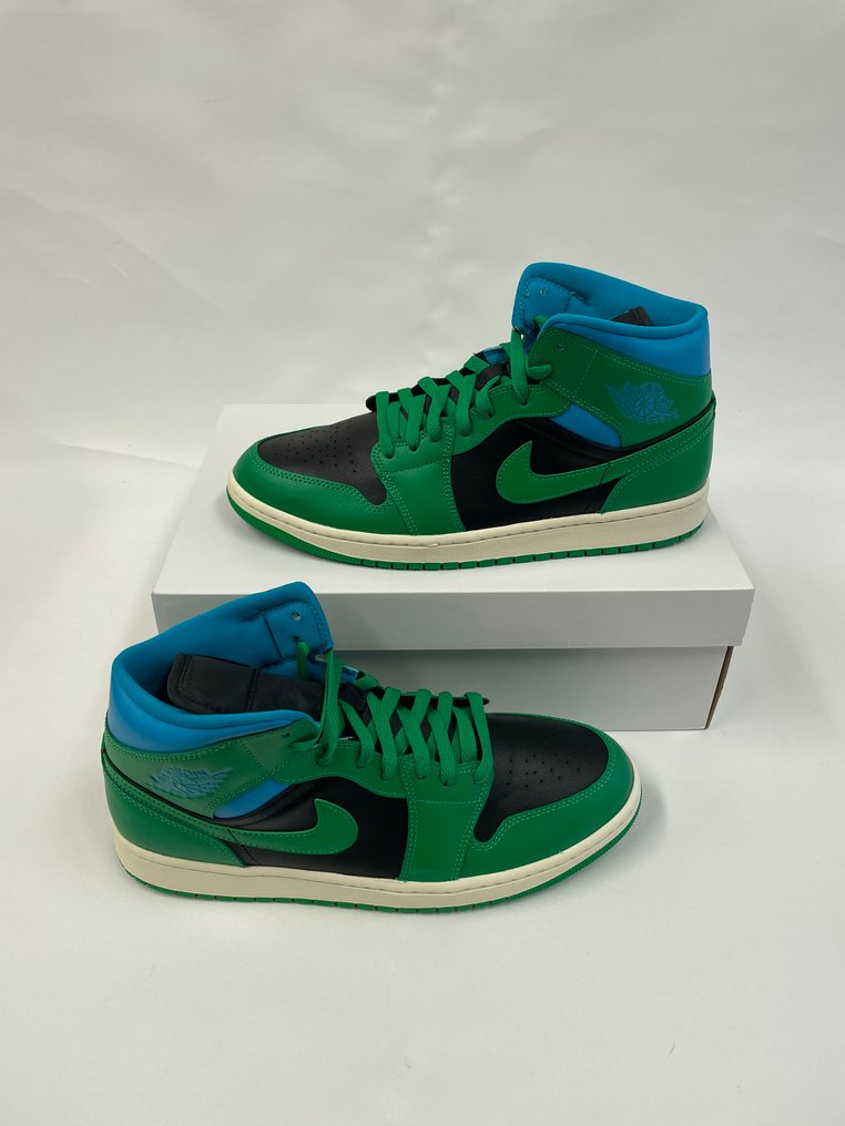 Nike - Air Jordan 1 Mid - Sneakers - Size: EU 44.5 #1.0