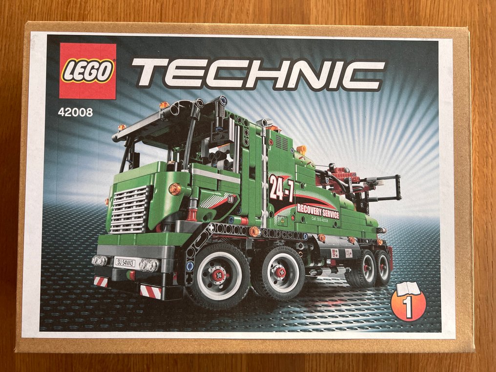 LEGO Set - 42008 - Technic - Service Truck #1.0