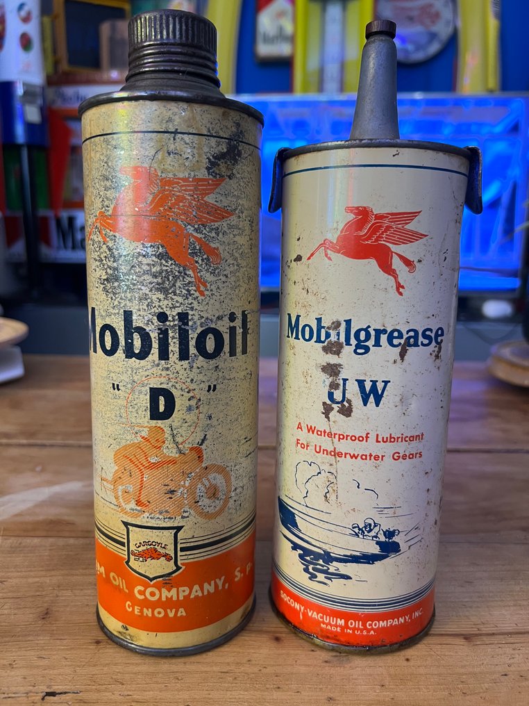 Oil Can - Mobil - Mobiloil "D"; Mobilgrease JW - 1950 #1.0