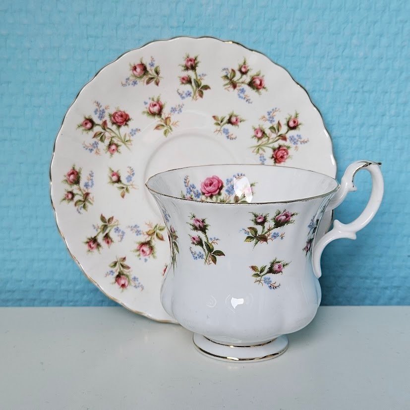 Royal Albert - Csésze és csészealj (6) - Winsome, Lavender Rose , Summertime Bourton, Memory Lane, Lady Hamilton, Sweet violets - Finom csont porcelán - Női méretű készlet csésze + aljával. #3.2