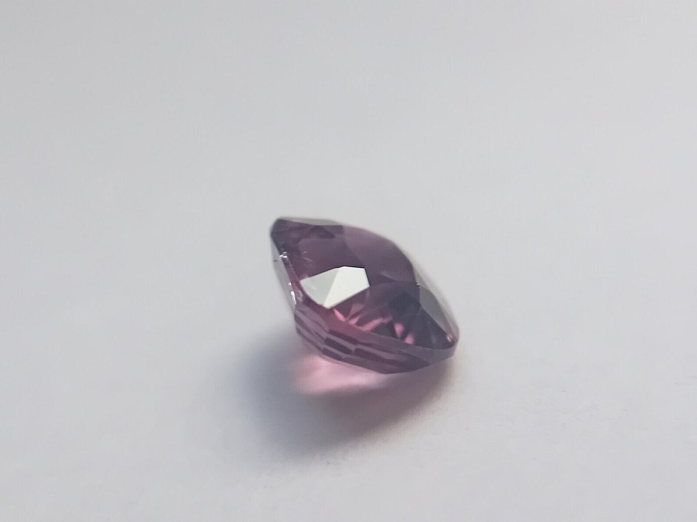 1 pcs Viola, Rosa Spinello - 1.12 ct - Antwerp Laboratory for Gemstone Testing (ALGT) - Vivid Deep #4.3