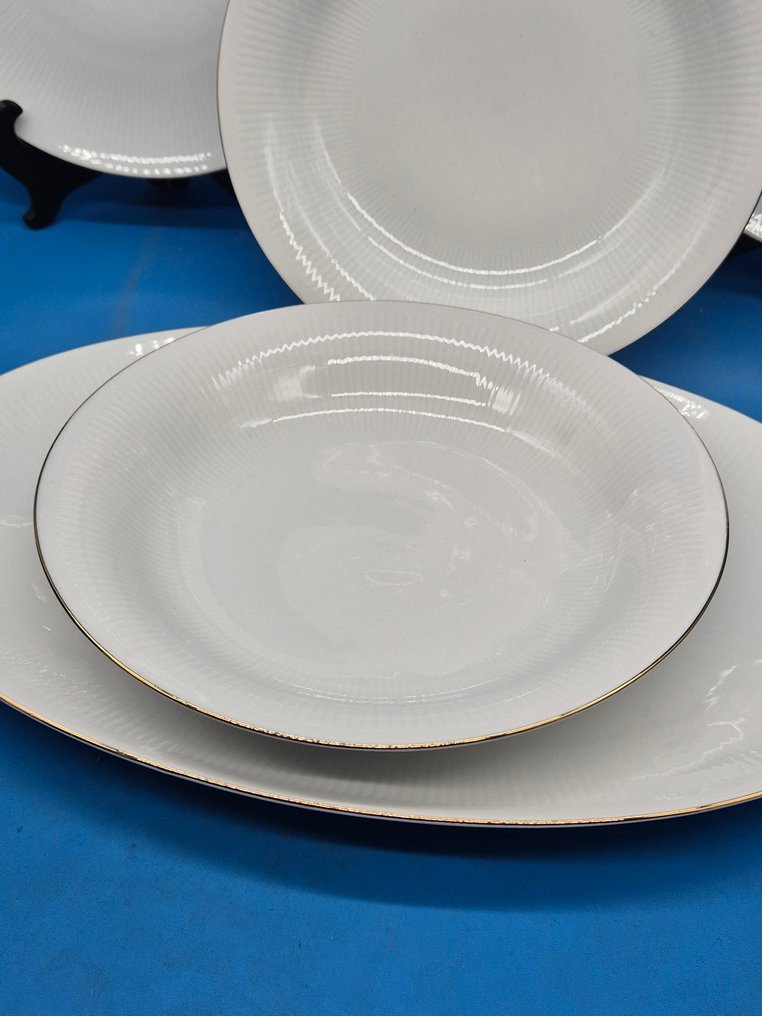 Σετ δείπνου - Winterling & Mitterteich – Weißes Porzellanservice – Reliefdekor, vergoldeter Rand - Πορσελάνη #3.2