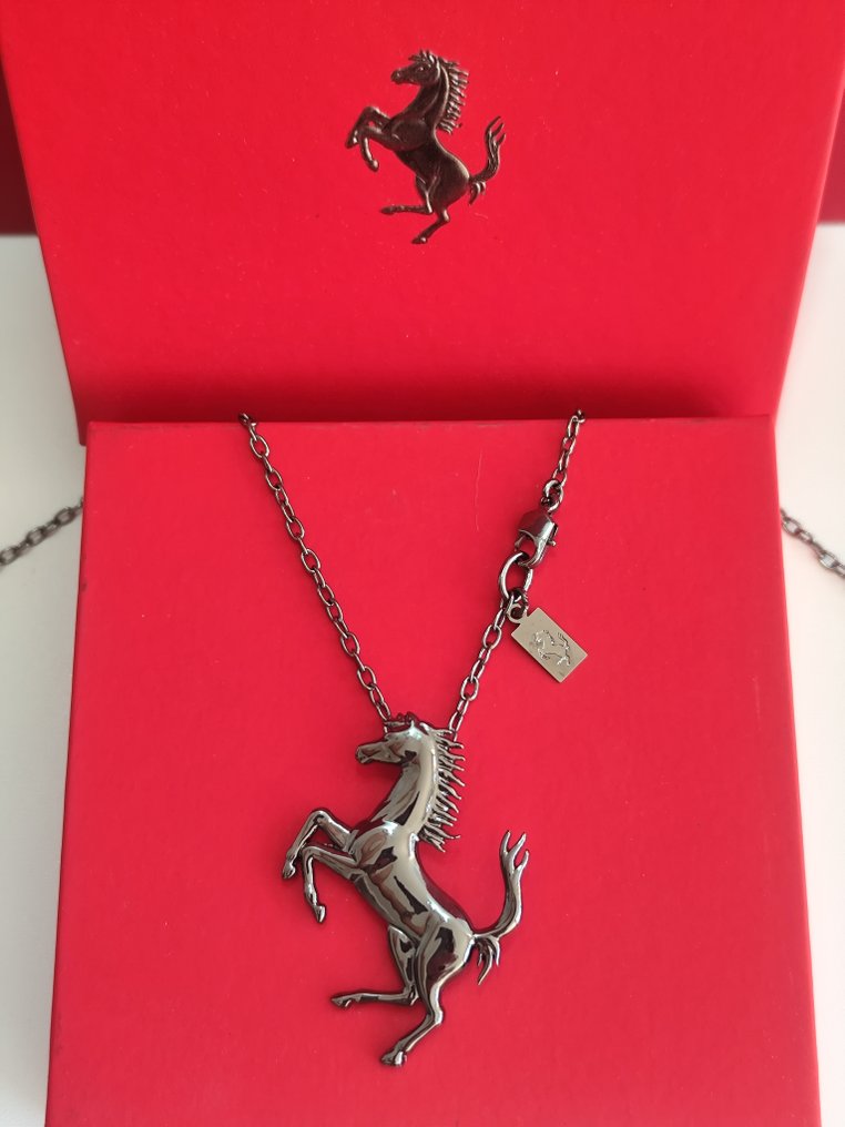 laiton & ruthénium - 吊坠项链 - 法拉利跳跃的马 #1.0
