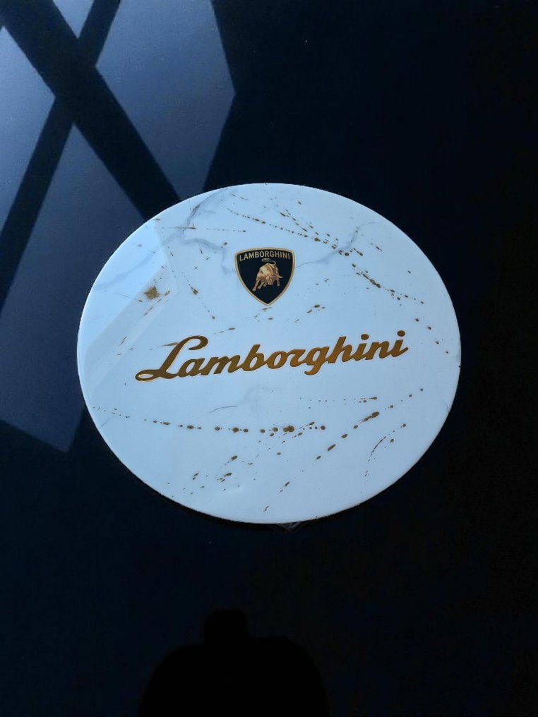 τραπεζάκι - Lamborghini - 2025 #3.2