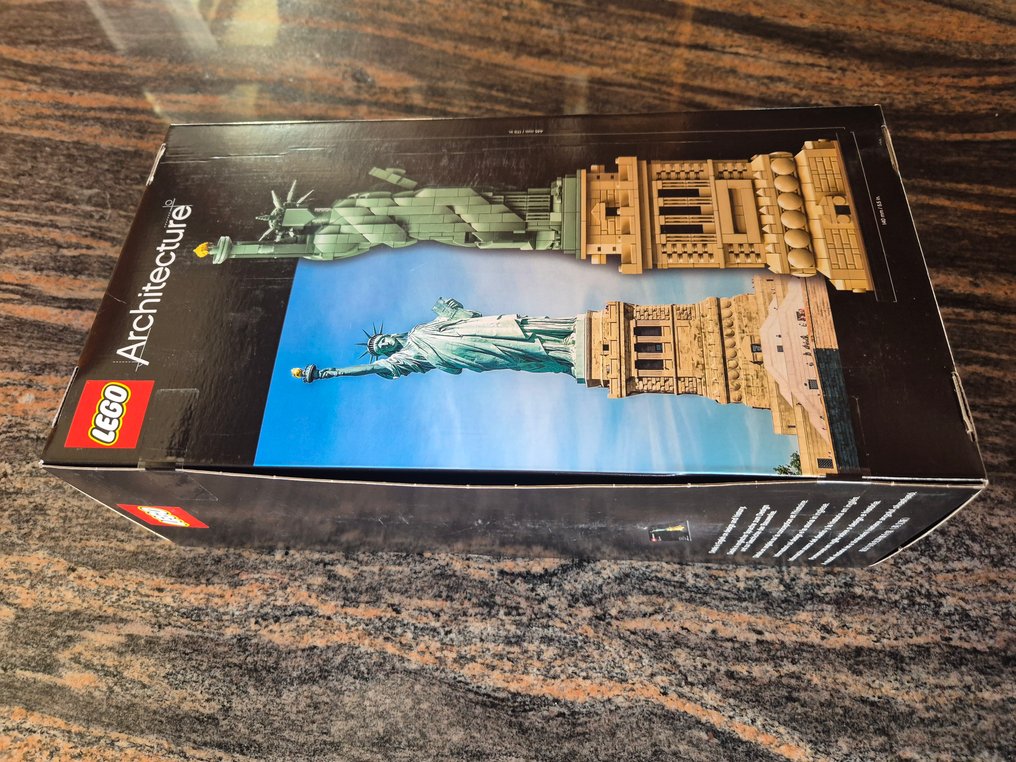 Lego Set - 21042 - Architecture - Statue of Liberty #2.1