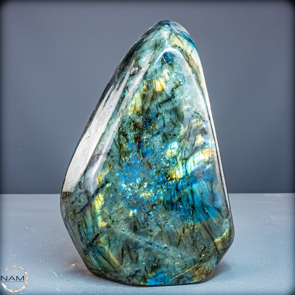 Natural First Quality Labradorite Polished- 2288.14 g #4.3