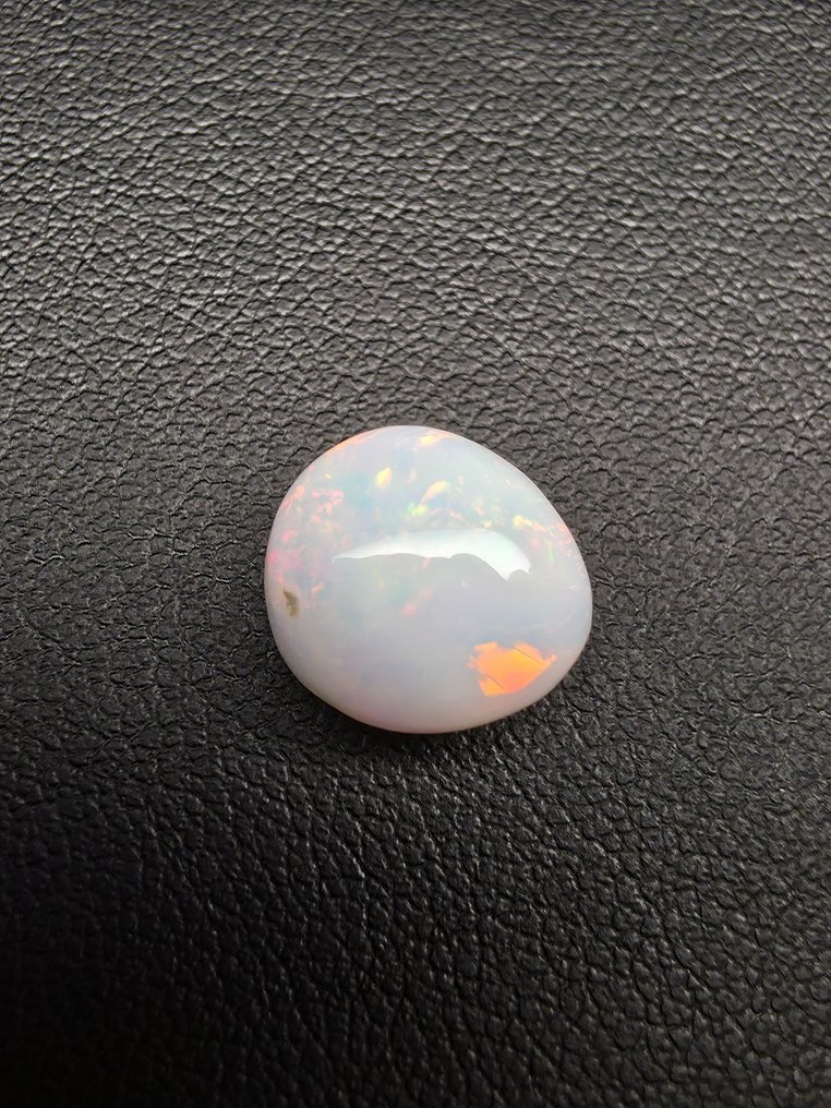 4.65 克拉天然蛋白石 弧面形 - 高度: 11.2 mm - 闊度: 10.2 mm- 0.93 g #3.2