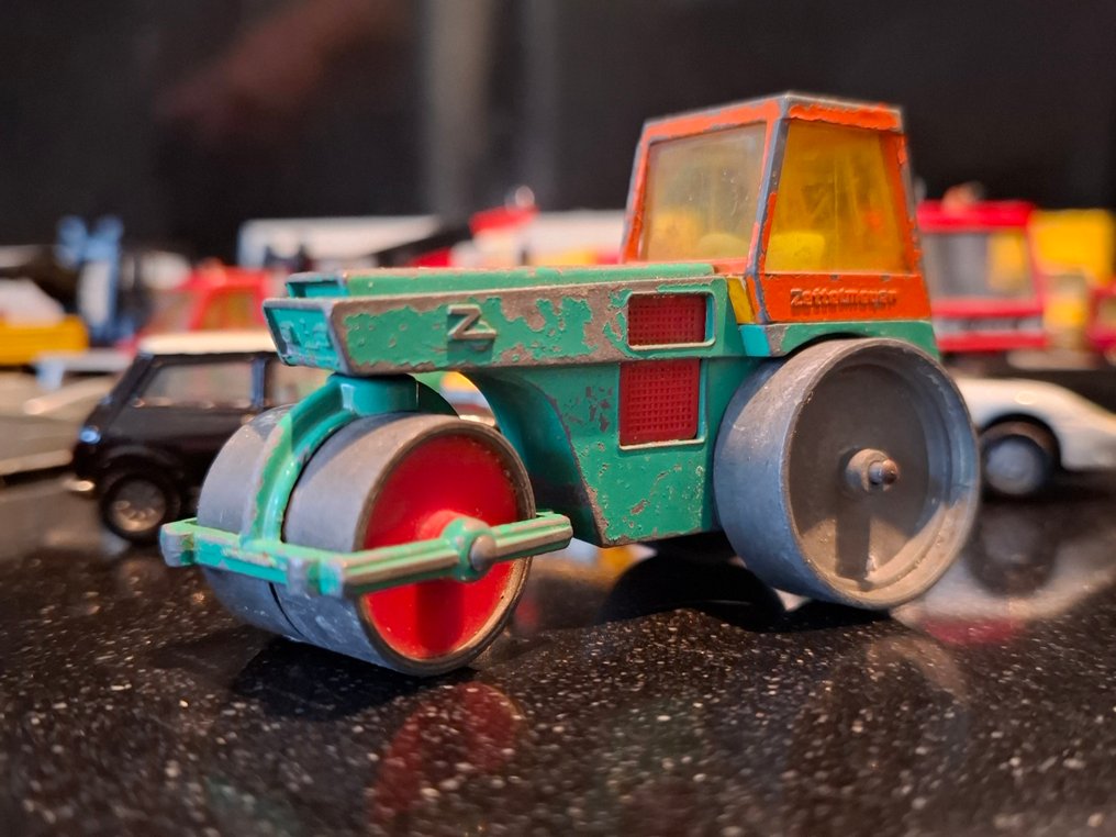 Siku 1:64 - Modellino di auto (40) - Opel GT 1900 #1.0