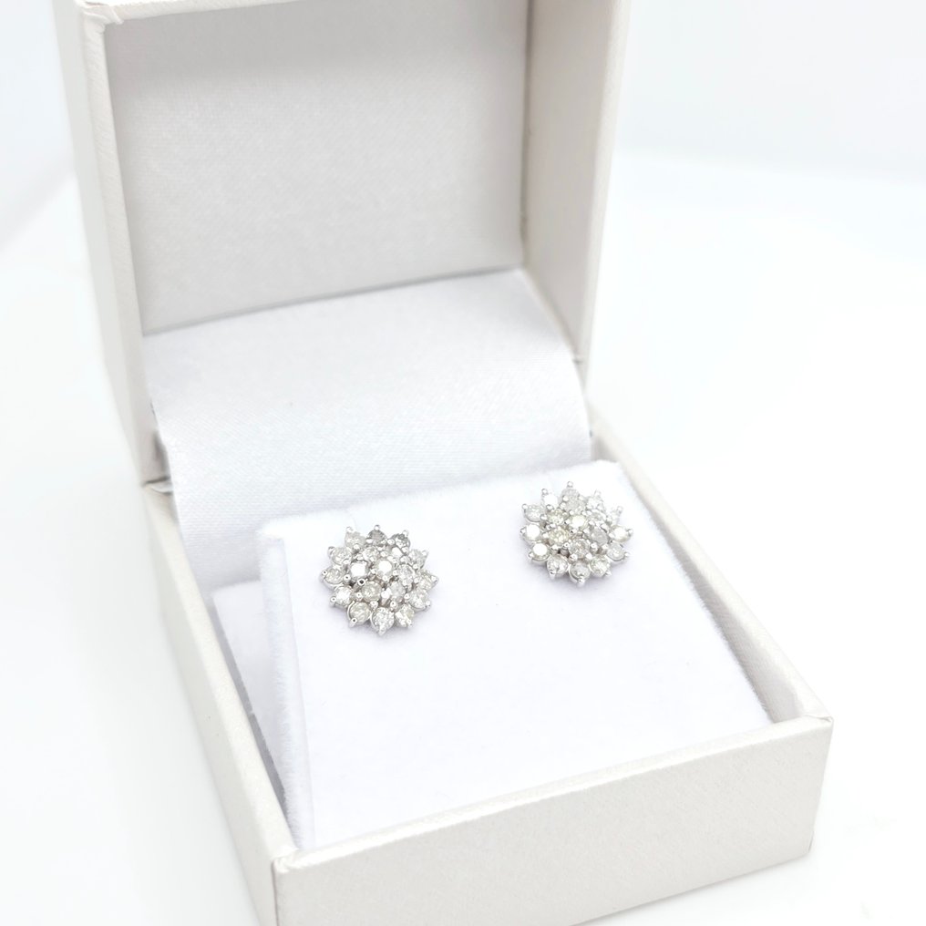 Zonder minimumprijs - Oorbellen - 14 karaat Witgoud -  1.08ct. tw. Diamant (Natuurlijk)  #4.3