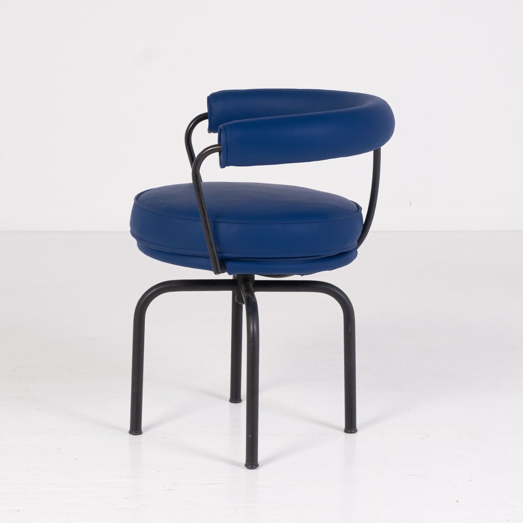 Cassina - Charlotte Perriand, Le Corbusier, Pierre Jeanneret - Sessel - LC-7 - Stahl, Leder #2.1