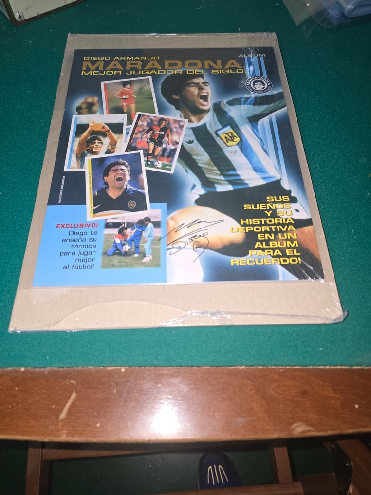 Promo Figus Diego Maradona - 1 Empty album + complete loose sticker set - Casi impecable (CI) #1.0