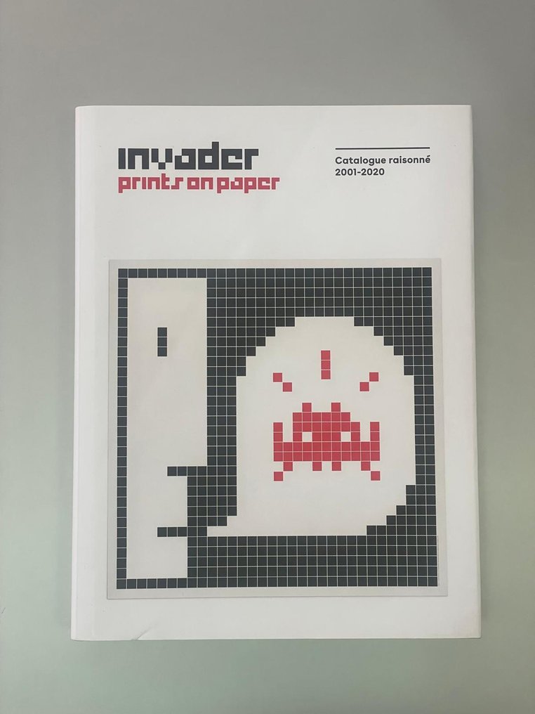 Space Invader - Prints on Paper - 2021 #1.0
