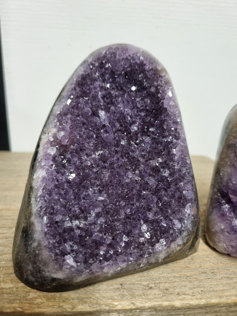 HQ Αμέθυστος με γυαλισμένη άκρη 9,8 - 7,8 εκ.- 1326 g - (2) #1.0