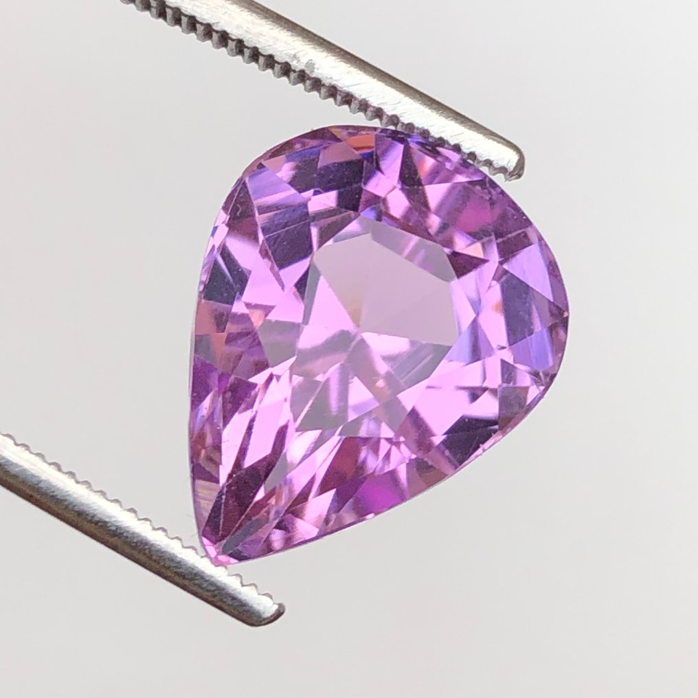 Ingen mindstepris - 1 pcs Lilla, Lyserød Kunzit - 9.00 ct - International Gemological Institute (IGI) #1.0