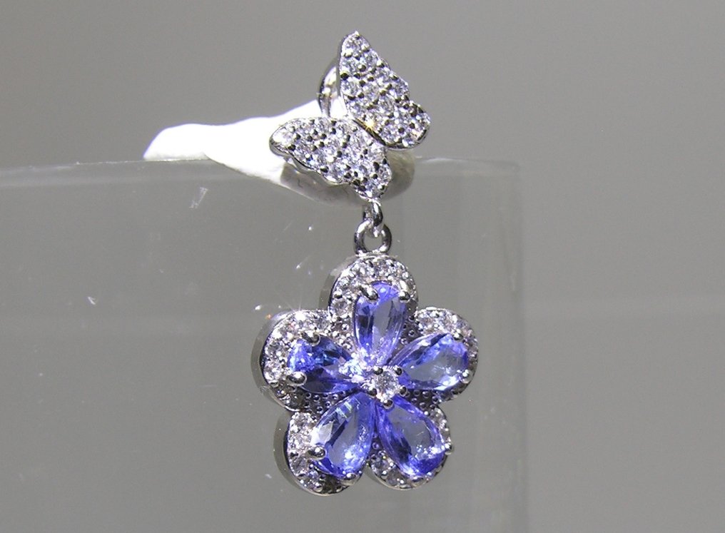 Tanzanite Pendant - Height: 22 mm - Width: 13 mm- 2.42 g - (1) #1.0