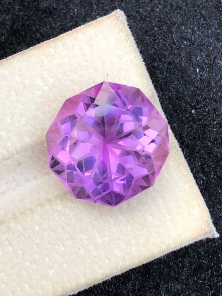 没有保留价 - 1 pcs  紫色 紫水晶  - 14.15 ct - 国际宝石研究院（IGI） #2.1