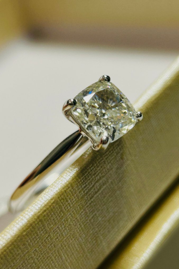 Ei pohjahintaa - Sormus - 18 kt. Valkokulta -  1.70ct. tw. Timantti (Luonnollinen) #2.1