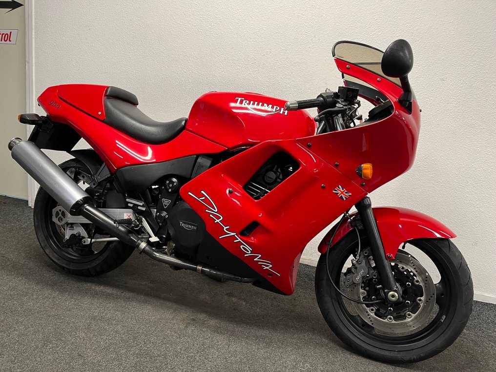 Triumph - Daytona - NO RESERVE - 900 cc - 1994 #1.0