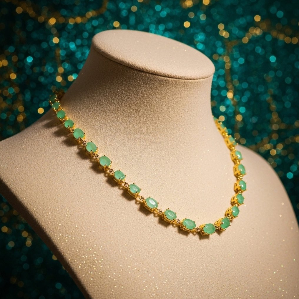 Fără preț de rezervă - Colier Argint -  16.22ct. tw. Smarald - Certificat #4.3