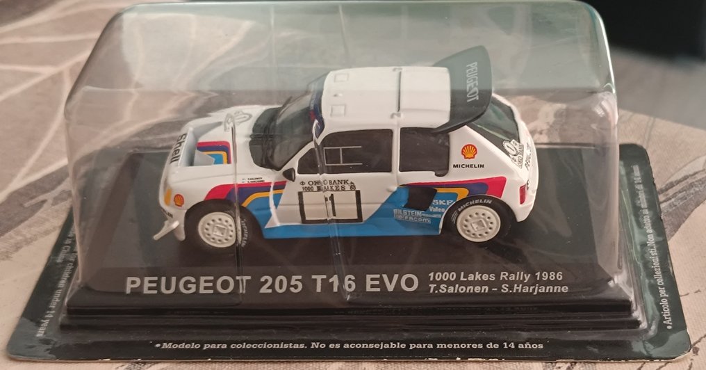 Slot - Slot car Peugeot 205 T16 EVO - 1980-1990 - China #2.1