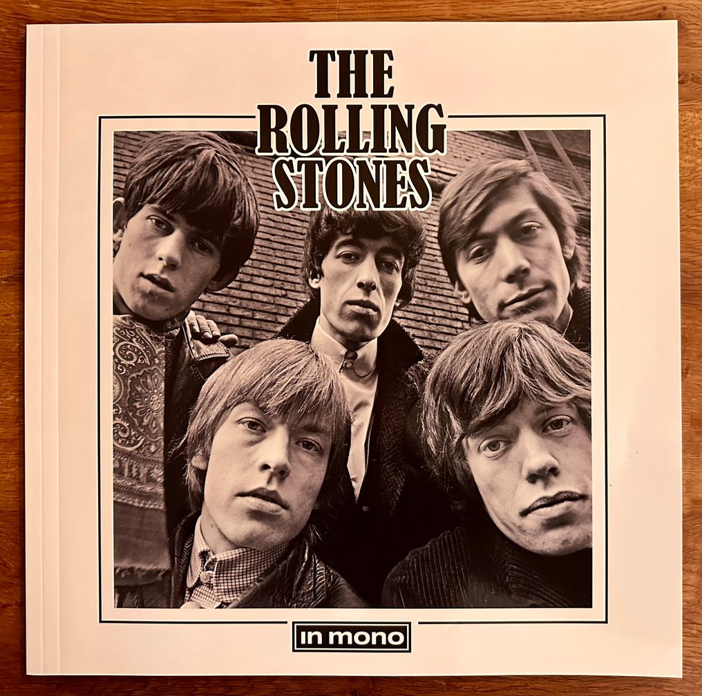 The Rolling Stones - The Rolling Stones in mono (16x Coloured Vinyl - numbered audiophile limited edition box set) - Différents titres - Coffret LP - 180 grammes, Vinyle de couleur, Remasterisé, Mono, Réédition - 2023 #1.0