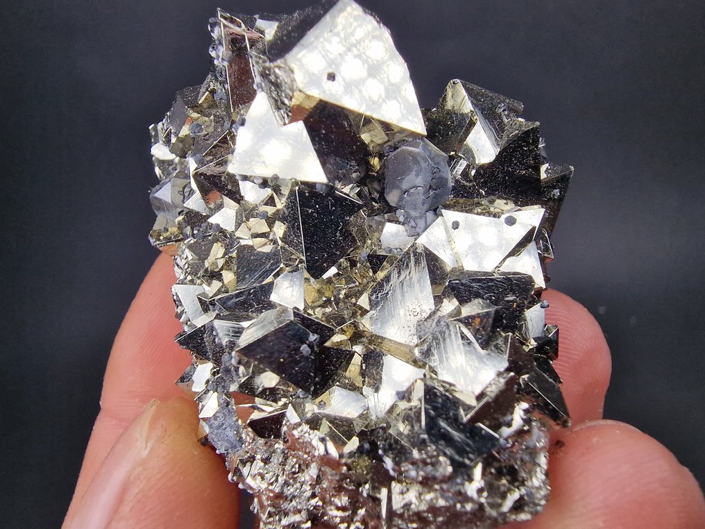 Pyrite Top quality - Height: 65 mm - Width: 45 mm- 150 g - (1) #4.3