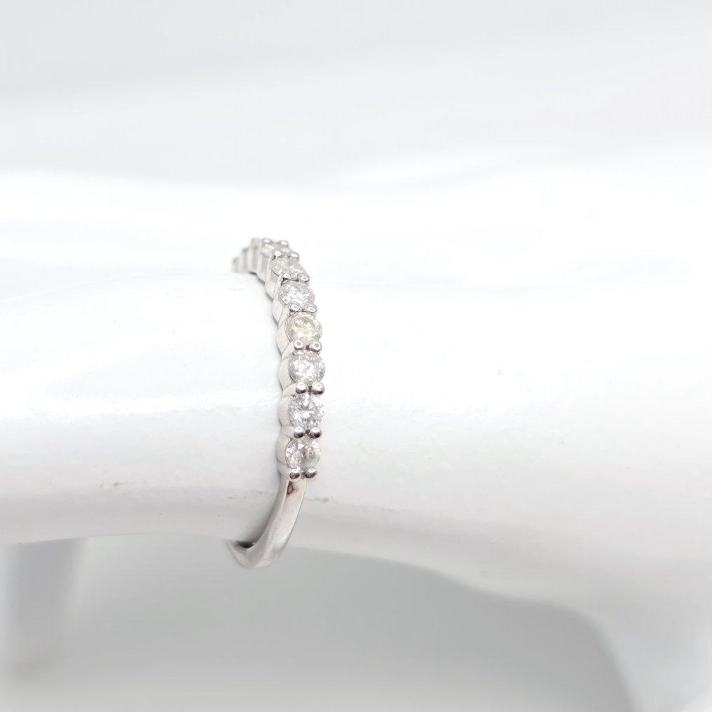 Zonder minimumprijs - Ring - 14 karaat Witgoud -  0.56ct. tw. Diamant (Natuurlijk)  #1.0