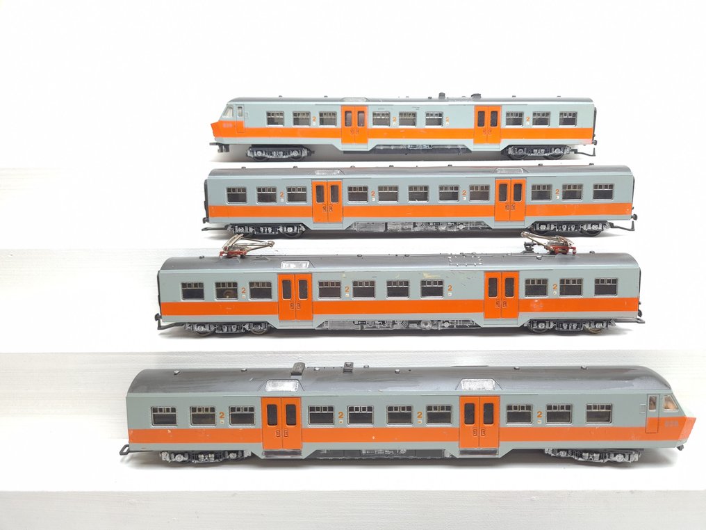 Lima H0 - 149747 G - Comboio individual (1) - AM 75 'Varkensneus' - NMBS #1.0