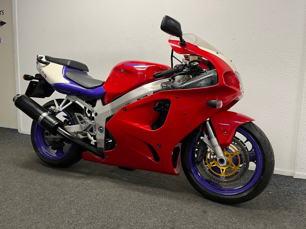 Kawasaki - ZX7R - Ninja - NO RESERVE - 750 cc - 1998 #1.0