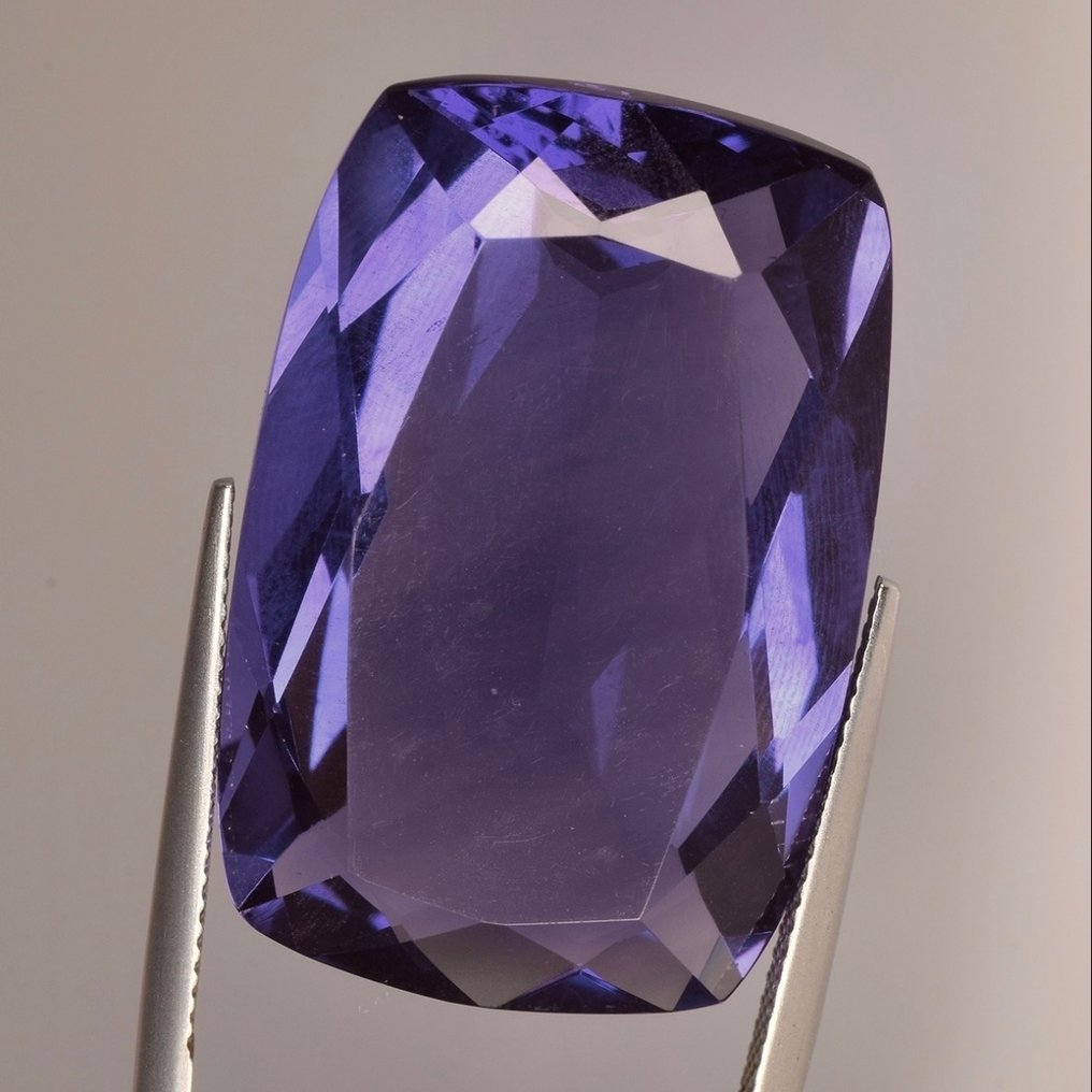 Ingen reservasjonspris Fluoritt  - 59.60 ct - Internasjonal forening for fargede edelstener (ICA GemLab) - Fargeskift Blå Lilla #1.0