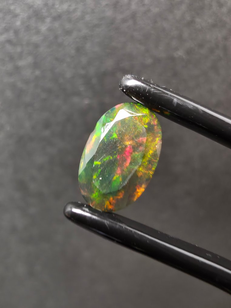 2.91 tcw Black Opal Faceted- 0.58 g - (3) #4.3