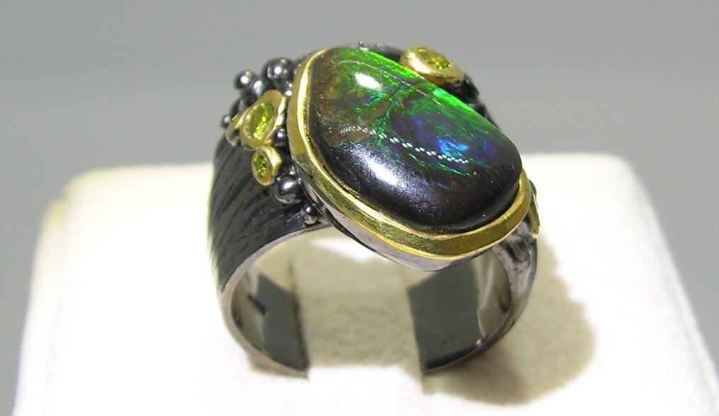 Ammolite Ring - Height: 26 mm - Width: 22 mm- 12,4 g - (1) #1.0