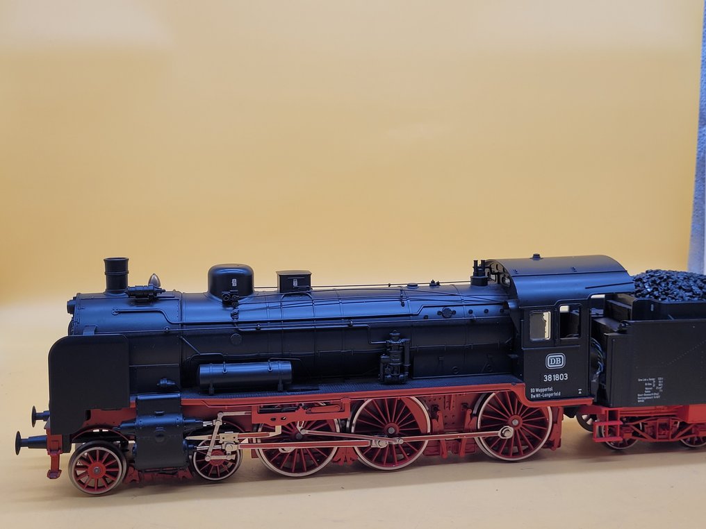 Märklin 1 - 5747 - Stoomlocomotief met tender (1) - BR 38 met geluid - DB #3.2