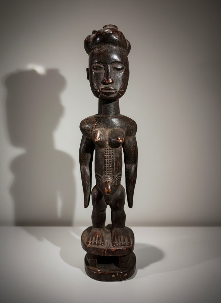 Statue - Attie - Elfenbenskysten (Ingen reservasjonspris) #1.0