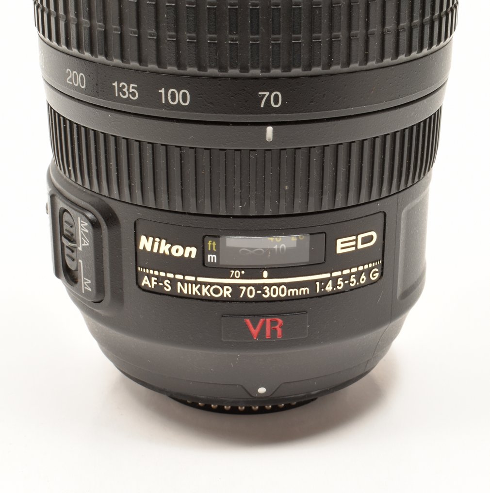 Nikon AF-S Nikkor 4.5-5.6/70-300mm G ED VR Teleobiektyw #1.0