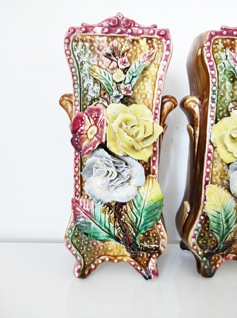 花瓶 (2)  - 陶器 - 浮雕花卉 #1.0