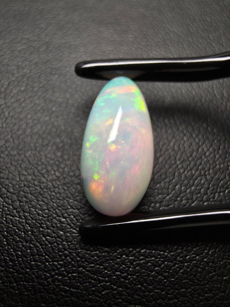Opale naturale da 4,74 ct Cabochon - Altezza: 16.2 mm - Larghezza: 8.2 mm- 0.95 g #2.1
