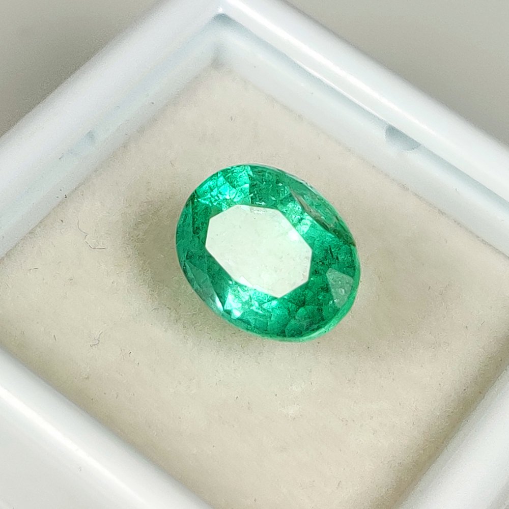 1 pcs 綠色 祖母綠 - 3.04 ct - 國際寶石學院(International Gemological Institute (IGI)) - 次要的油 #2.1