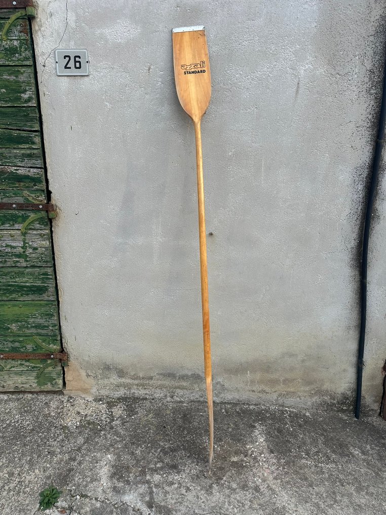 Κουπιά - Walnut - Τυπική αζάλι κουπί. #1.0