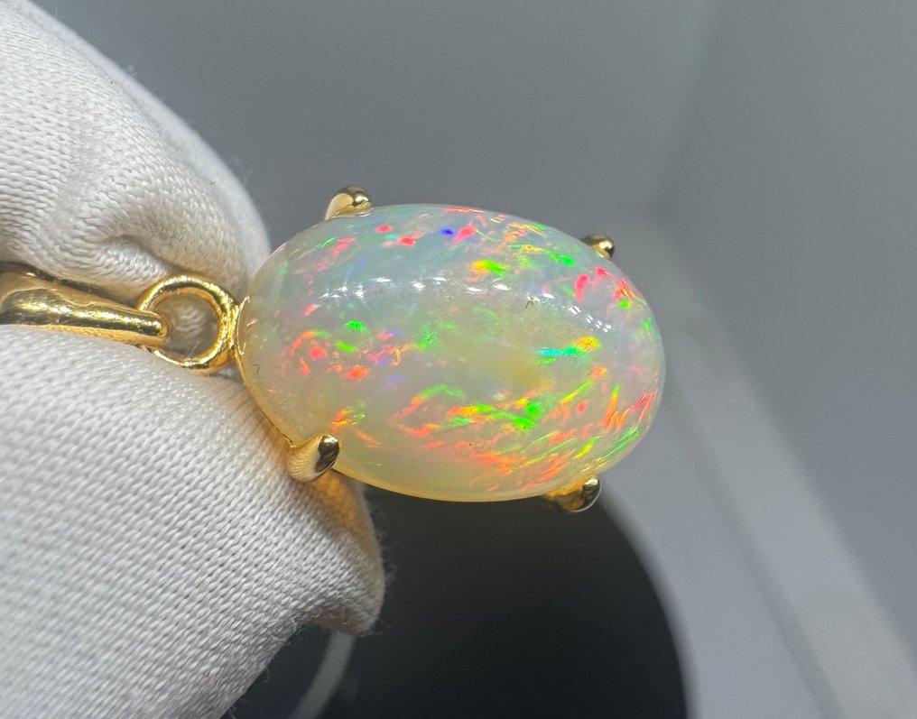 Opal Pendant - Height: 22.5 mm - Width: 10 mm- 1.94 g - (1) #1.0