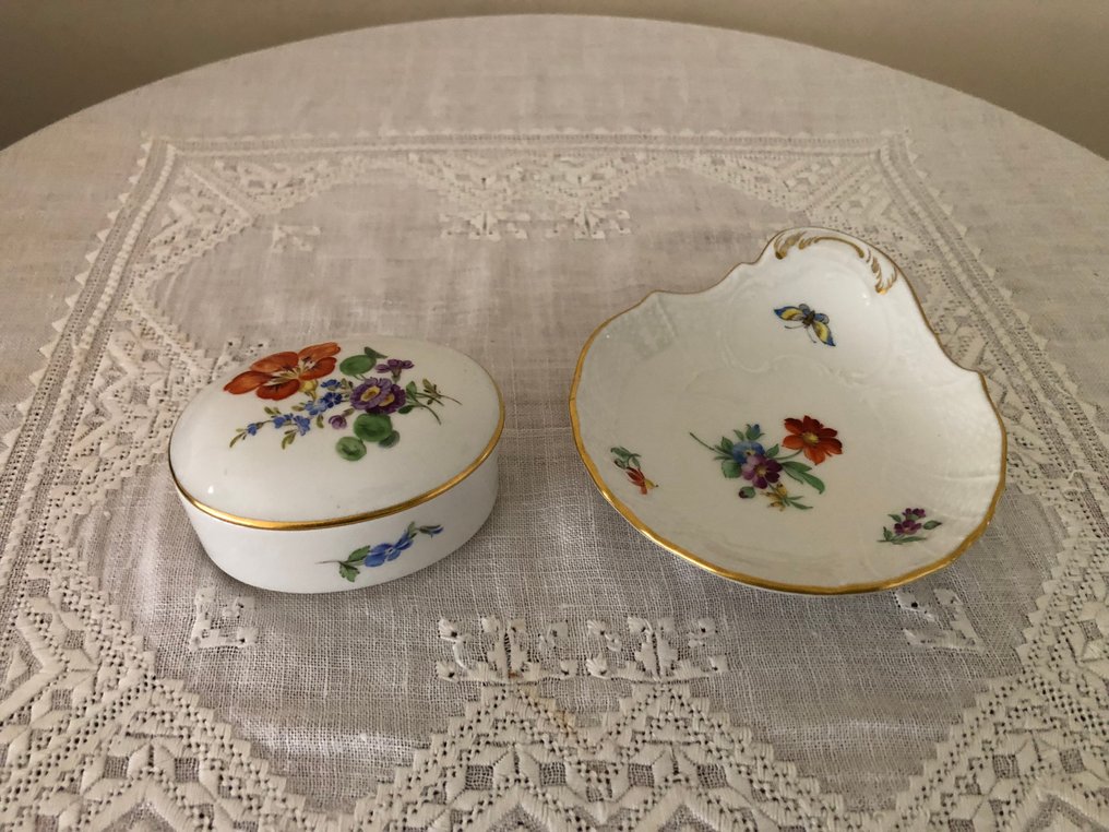 Meissen & KPM - Laatikko (2) - Posliini, posliini - Laatikko ja astia #1.0