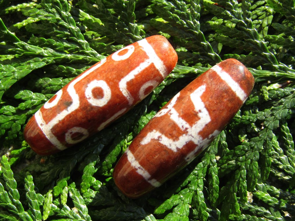 2 DZI (42mm) Tai Yan & 9 Eyes - Blessed by Monk + Calligraphy- 25.3 g #4.3