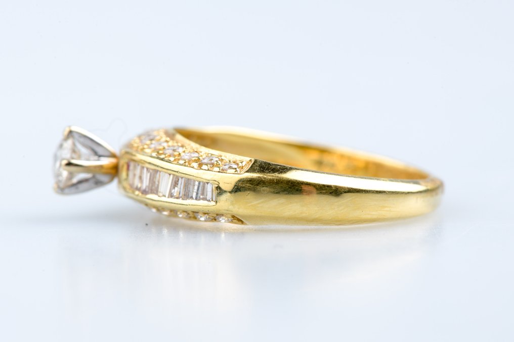 戒指 - 18 克拉 黃金 - 0.63ct. tw. 鉆石 (天然) - 鉆石 #4.3