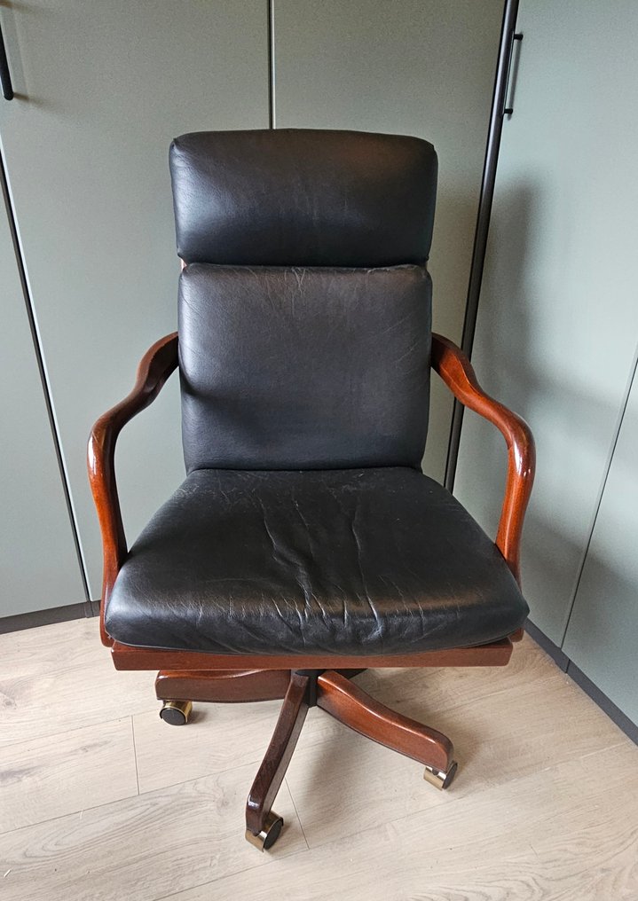 Savannah - 办公椅 - 红木, 皮革 - 豪华办公椅 #1.0