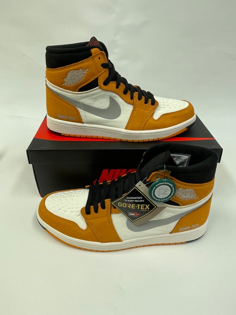 Nike - Air Jordan 1 High - Sneakers - Size: EU 44.5 - New with tags #1.0