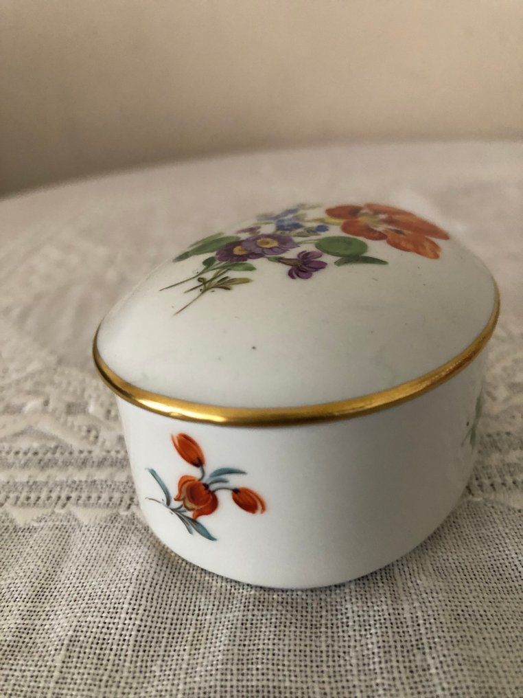 Meissen & KPM - Laatikko (2) - Posliini, posliini - Laatikko ja astia #4.3